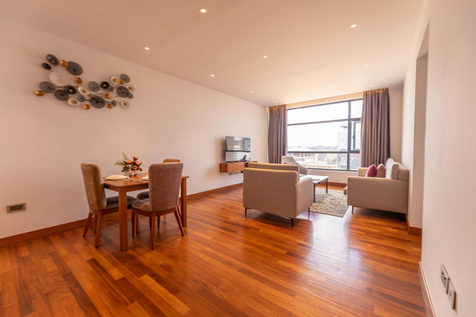 Broadwalk Residency *